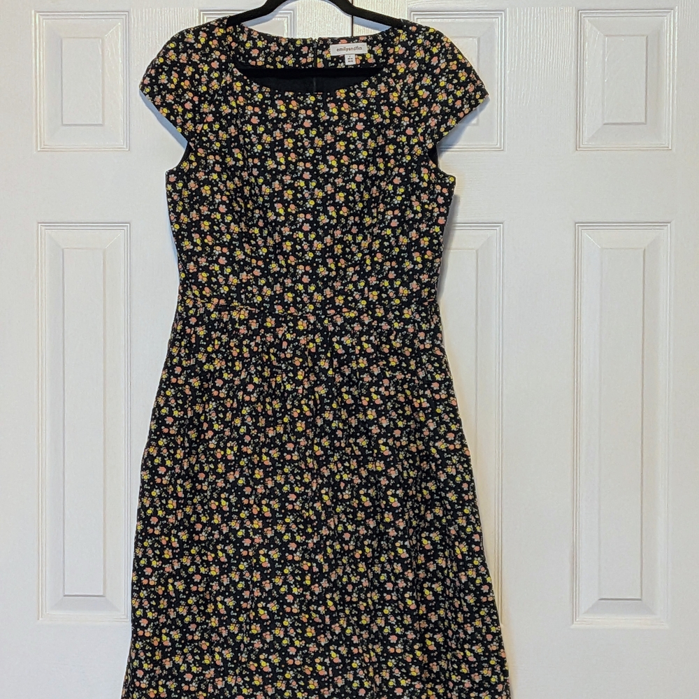 Elegant Floral Cap Sleeve Midi Dress